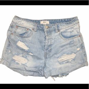 Forever 21 US size 29 distressed denim jean shorts